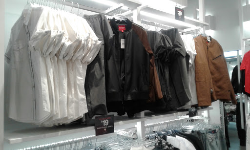 Clothing Store «GUESS Factory», reviews and photos, 100 Citadel Dr Suite 600, Commerce, CA 90040, USA