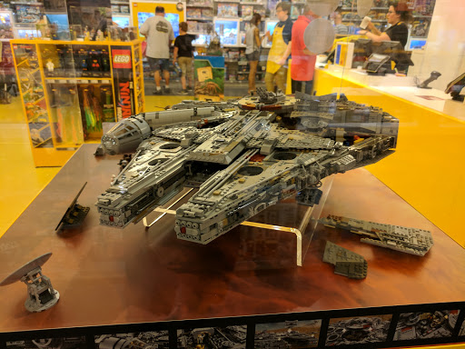 Toy Store «The LEGO Store», reviews and photos, 55 W County Center Dr, Des Peres, MO 63131, USA