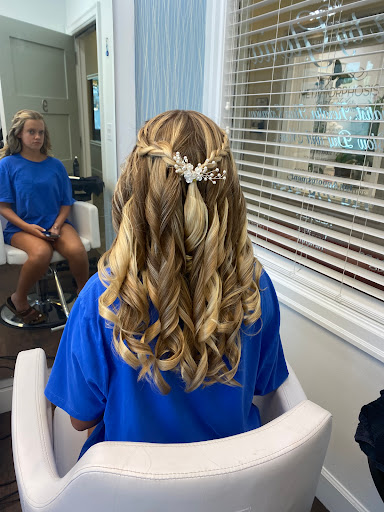 Beauty Salon «Salons By JC», reviews and photos, 800 5th Ave S #201, Naples, FL 34102, USA