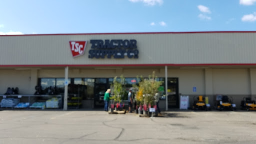 Home Improvement Store «Tractor Supply Co.», reviews and photos, 8610 Shaver Rd, Portage, MI 49024, USA