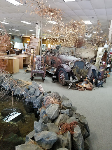 Furniture Store «Hometown Furniture Center», reviews and photos, 2665 S Santiam Hwy, Lebanon, OR 97355, USA