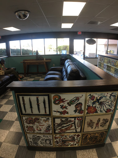 Tattoo Shop «Bonaroo Tattoo», reviews and photos, 15464 E Mississippi Ave, Aurora, CO 80017, USA