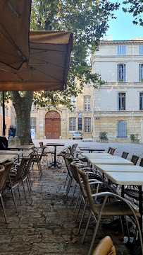 Atmosphère du Restaurant français Brasserie de L'Archevêché à Aix-en-Provence - n°1