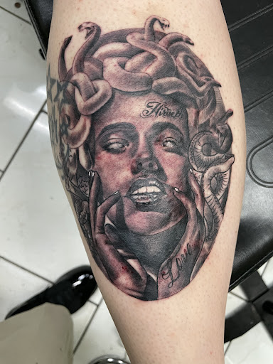 Tattoo Shop «Phat Boys Tattoos & Body Piercings», reviews and photos, 6640 Southwest Fwy A, Houston, TX 77074, USA