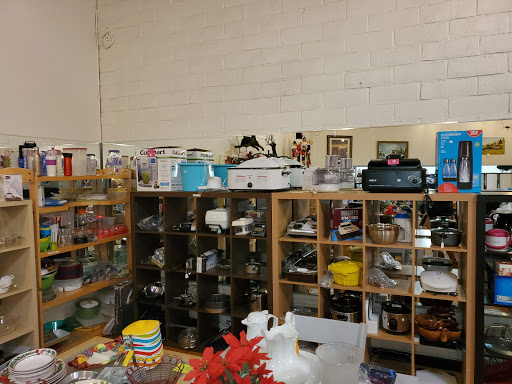 Thrift Store «Brother Bennos Thrift Shop», reviews and photos