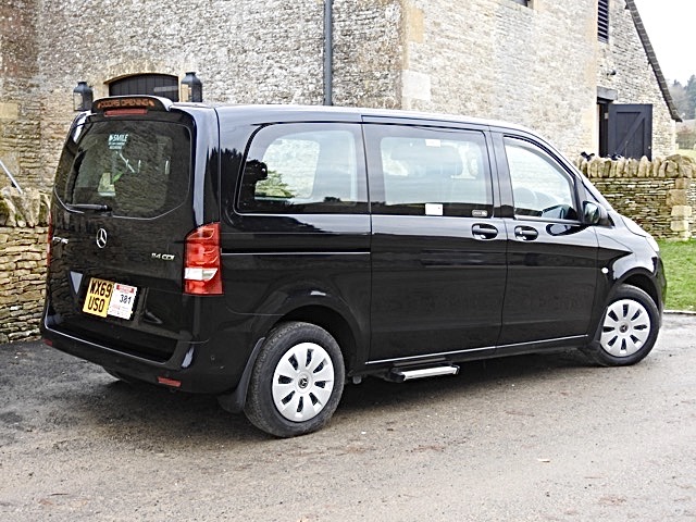 A1 SWINDON TAXIS - Taxi service