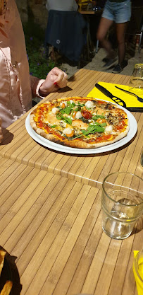 Pizza du Pizzeria L'Echauguette à Domfront en Poiraie - n°20
