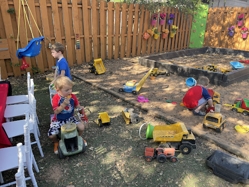 Toy Store «Toybrary Austin», reviews and photos, 2001 Justin Ln, Austin, TX 78757, USA