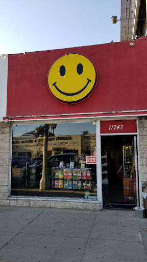 Tobacco Shop «Happy Bros. Smoke Shop & Novelty Store», reviews and photos, 11747 W Pico Blvd, Los Angeles, CA 90064, USA