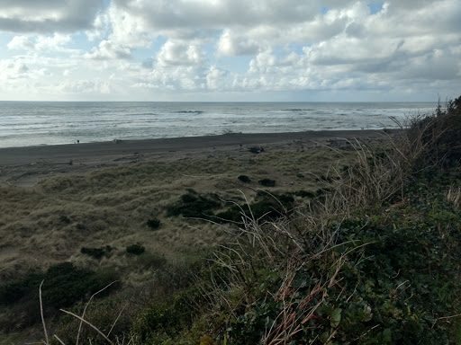 Liquor Store «101 Liquor», reviews and photos, 4787 US-101, Lincoln City, OR 97367, USA