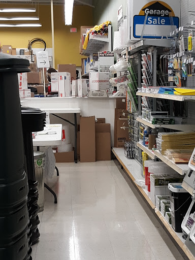 Hardware Store «Town & Country Hardware», reviews and photos, 910 Gateway Commons Cir, Wake Forest, NC 27587, USA