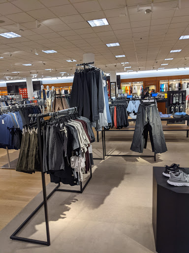Department Store «Nordstrom», reviews and photos, 800 Spectrum Center Dr, Irvine, CA 92618, USA