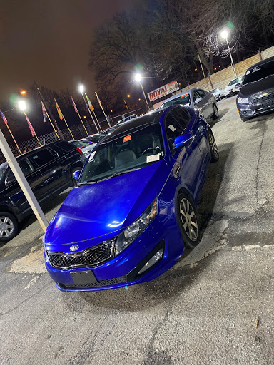 Used Car Dealer «Royal Car Center», reviews and photos, 3950 Roosevelt Blvd, Philadelphia, PA 19124, USA