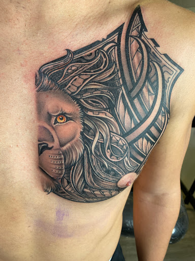 Explore never give up tattoo ideas, creative tattoo ideas in Kailua Kona, available at Packing Ink Tattoos