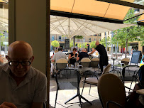 Atmosphère du Restaurant Les Artistes à Aix-en-Provence - n°5