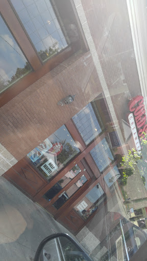 Ice Cream Shop «Cold Stone Creamery», reviews and photos, 6 Broadway, Lynbrook, NY 11563, USA