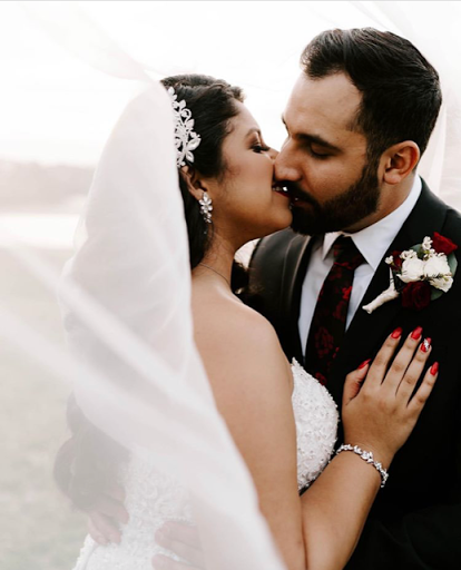 Bridal Shop «Parvani Vida», reviews and photos, 7107 S Texas 6, Houston, TX 77083, USA