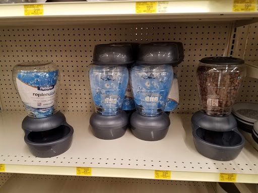 Pet Supply Store «PetSmart», reviews and photos, 248 Westminster Dr, Carlisle, PA 17013, USA