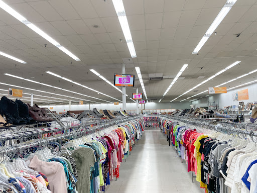 Thrift Store «B-thrifty - The Super Thrift Store», reviews and photos, 13412 Jefferson Davis Hwy, Woodbridge, VA 22191, USA