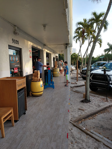 Bar «Beach Box Cafe», reviews and photos, 9020 Gulf Shore Dr, Naples, FL 34108, USA