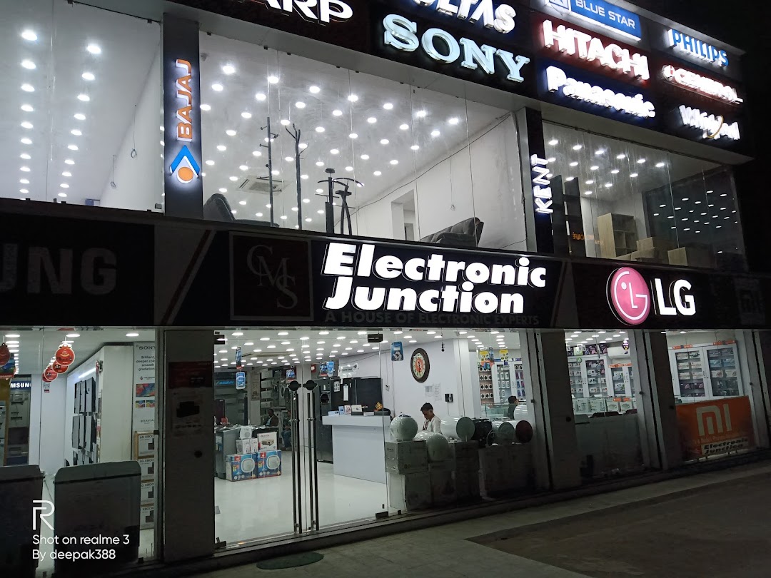 Electronic Junction