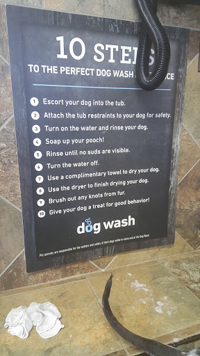 Pet Supply Store «Pet Valu», reviews and photos, 1601 Willow Lawn Dr #301C, Richmond, VA 23230, USA