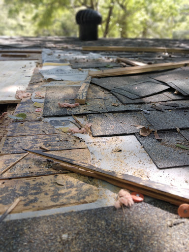 Roofing Contractor «Mobile Roofing & Construction», reviews and photos, 114 Westfield Ave, Mobile, AL 36608, USA