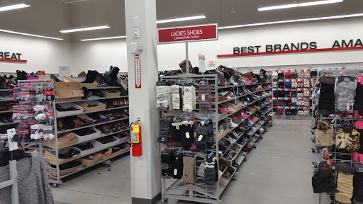 Clothing Store «Burlington Coat Factory», reviews and photos, 1160 Dawsonville Hwy, Gainesville, GA 30501, USA