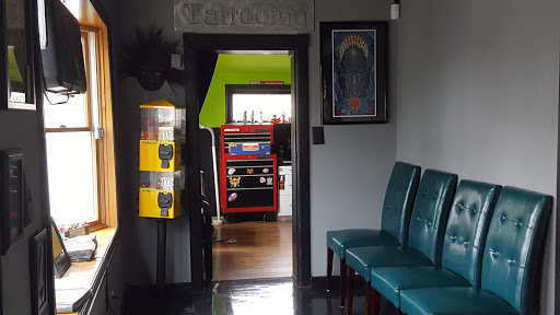 Tattoo Shop «Tattoo Tech», reviews and photos, 5350 N Springboro Pike, Moraine, OH 45439, USA