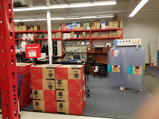 Office Supply Store «Staples», reviews and photos, 4024 Elkhart Rd #26, Goshen, IN 46526, USA