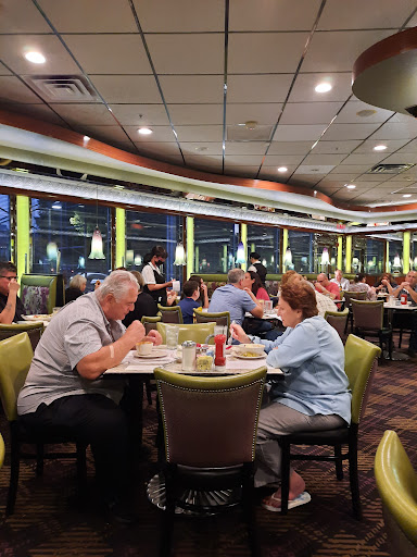 Premier Diner Commack image 4