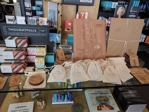 Beauty Salon «Mane Attraction Salon», reviews and photos, 3156 E Camelback Rd, Phoenix, AZ 85018, USA