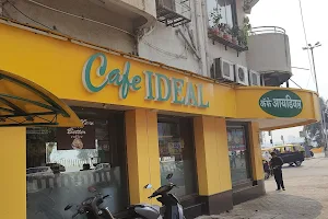 Cafe Ideal image