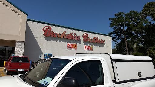 Grocery Store «Brookshire Brothers», reviews and photos, 603 E Houston St, Cleveland, TX 77327, USA