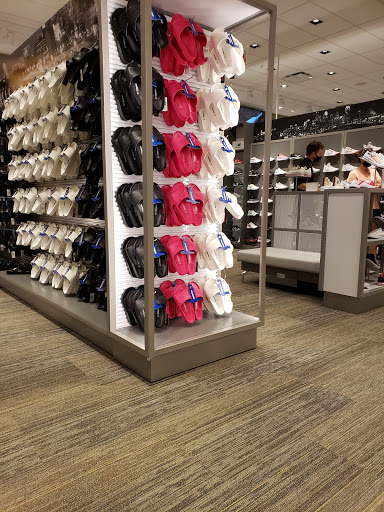 Shopping Mall «Eden Prairie Center», reviews and photos, 8251 Flying Cloud Dr, Eden Prairie, MN 55344, USA