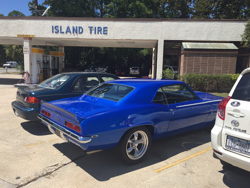 Auto Repair Shop «Island Tire & Automotive Services», reviews and photos, 4 Palmetto Bay Rd, Hilton Head Island, SC 29928, USA