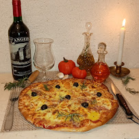 Plats et boissons du Pizzas à emporter La Pizza du Village à Terranjou - n°4