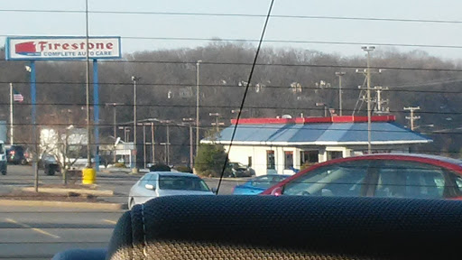 Supermarket «Giant Eagle Supermarket», reviews and photos, 5990 University Blvd #4, Coraopolis, PA 15108, USA