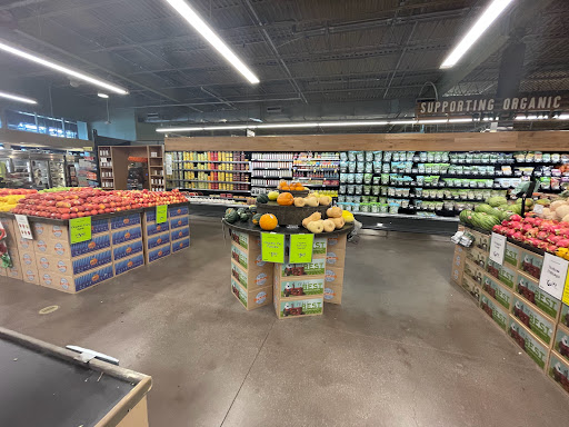 Grocery Store «Whole Foods Market», reviews and photos, 4944 Shelbyville Rd, Louisville, KY 40207, USA