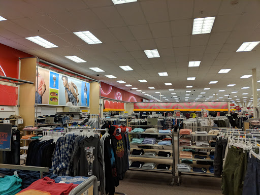 Department Store «Target», reviews and photos, 660 N Edwards Blvd, Lake Geneva, WI 53147, USA