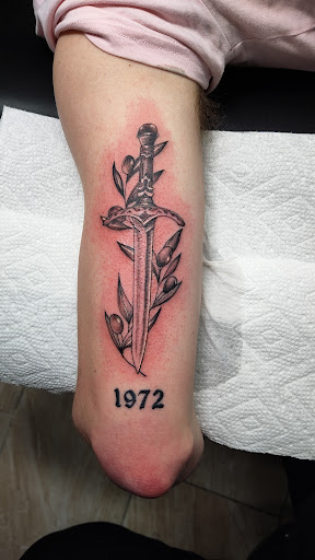 Explore star wrist tattoo ideas, creative tattoo ideas in Pottsville, available at TattooShaun