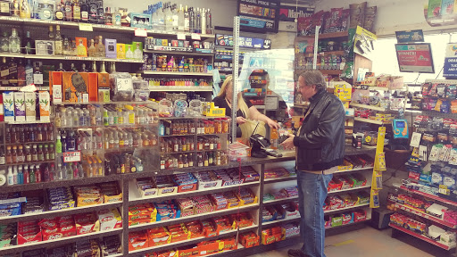 Convenience Store «K-V Bottle Shop», reviews and photos, 5200 Lake Isabella Blvd, Lake Isabella, CA 93240, USA