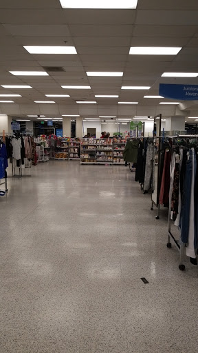 Clothing Store «Ross Dress for Less», reviews and photos, 2753 E Eastland Center Dr, West Covina, CA 91791, USA