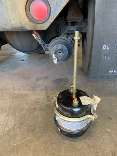 Truck Repair Shop «AC Automotive & Truck Services, Inc.», reviews and photos, 165 Humphries Dr, Reynoldsburg, OH 43068, USA