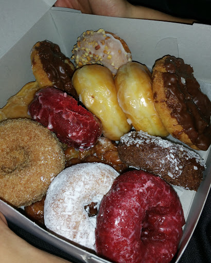 Cafe «Donutsville», reviews and photos, 8275 W Lake Pleasant Pkwy, Peoria, AZ 85382, USA