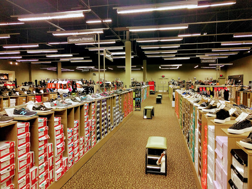Shoe Store «DSW Designer Shoe Warehouse», reviews and photos, 4910 S Baldwin Rd, Lake Orion, MI 48359, USA