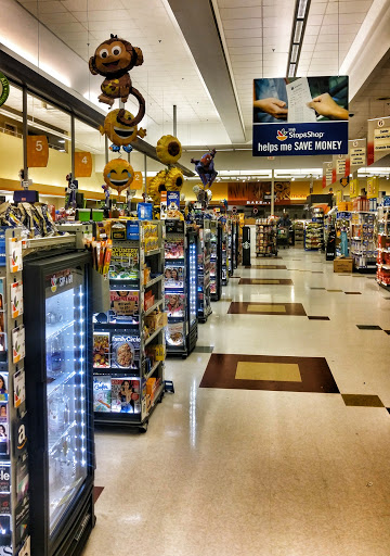 Supermarket «Super Stop & Shop», reviews and photos, 40 Furlong Dr, Revere, MA 02151, USA