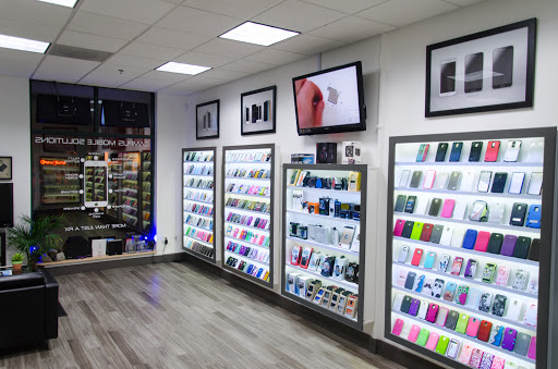 Phone Repair Service «Campus Mobile Solutions», reviews and photos, 616 E Green St Suite F, Champaign, IL 61820, USA