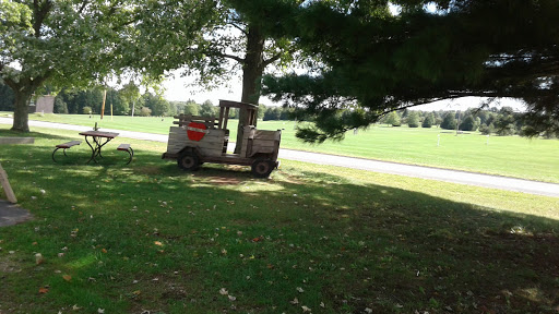 Golf Course «Indian Lake Hills Golf Course», reviews and photos, 55321 Brush Lake Rd, Eau Claire, MI 49111, USA