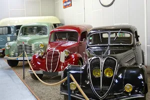 Musée Automobile de Bellenaves (Allier 03, Auvergne) image